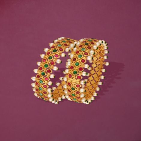 131VG185-131VG186 | 22Kt Beautiful Indian Bridal Antique Gold Bangles With Kundan Work 131VG185