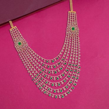 163VG718 | 18Kt Exclusive Emerald Diamond Sathlada Haar For Wedding 163VG718