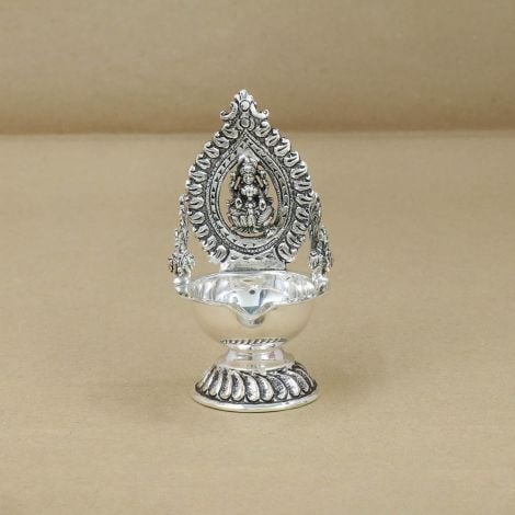 368VA8896 | Antique Silver Kamakshi Diya Lamp 368VA8896
