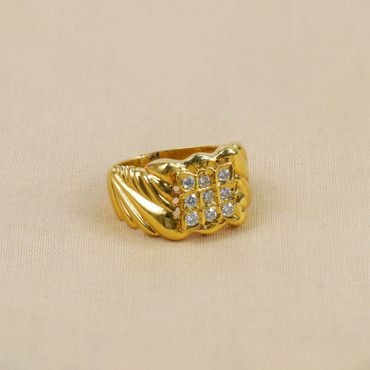 151VG1639 | 22Kt Gold Lustrous 9 Diamond Ring For Men 151VG1639