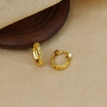 78VY8121 | 22Kt Sleek Gold Bengali Earrings 78VY8121