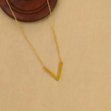 64VC409 | 22Kt Gold V Shape Pendant With Indo Italian Chain 64VC409
