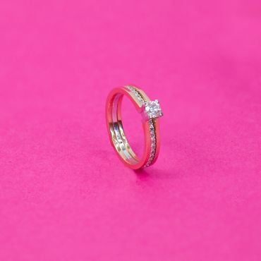 148VU7211 | 18Kt Gold Beautiful Engagement Diamond Ring 148VU7211