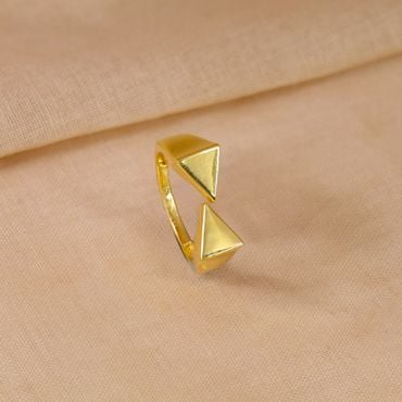 93VE9860 | 22Kt Double Triangle Gold Ring 93VE9860
