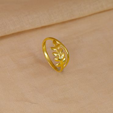 93VE9864 | 22Kt Indo-Italian Leaf Branch Gold Ring 93VE9864