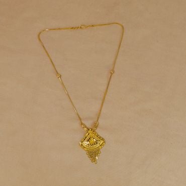 1VL7209 | 22Kt Dainty Blossom Gold Chain Necklace 1VL7209