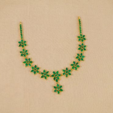 110VG6527 | 22Kt Enthralling Emerald Star Gold Necklace 110VG6527