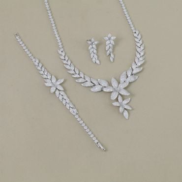 208VS5105-208VS5113-208VS5120 | Enchanting Elegance Bridal Silver Necklace Set With Bracelet 208VS5105