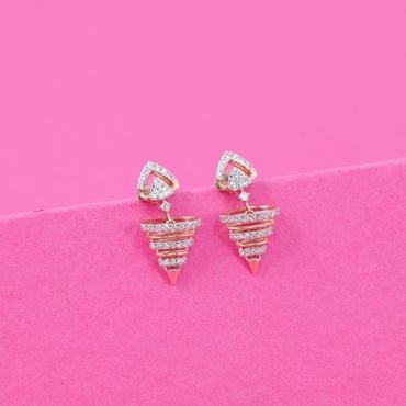 155VI814 | 18Kt Voguish Vertex Diamond Earrings 155VI814