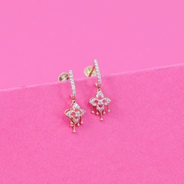 155VI1071 | 18Kt Allure Floral Diamond Drop Earrings 155VI1071