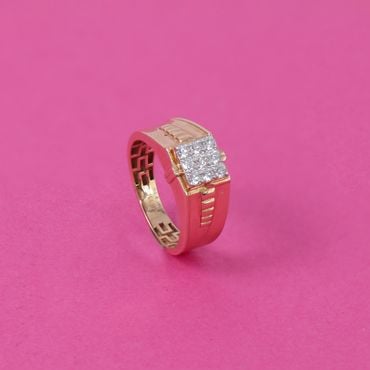 148VU6525 | 18Kt Opulent Men's Diamond Ring 148VU6525