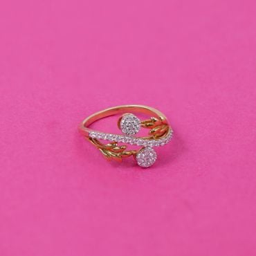 148VU3616 | 18Kt Harmony Bloom Diamond Finger Ring 148VU3616