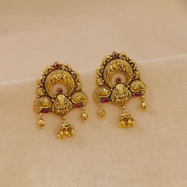 135VG6849 | 22Kt Traditional Antique Gold Earrings 135VG6849