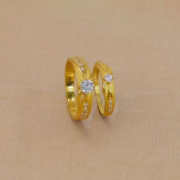 96VK5235-96VK5271 | 22Kt Glittering Affection Gold Couple Rings 96VK5235