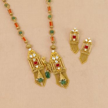 129VG607-136VG410 | 22Kt Gold Mesmerizing Antique Kundan Necklace Set 129VG607-136VG410