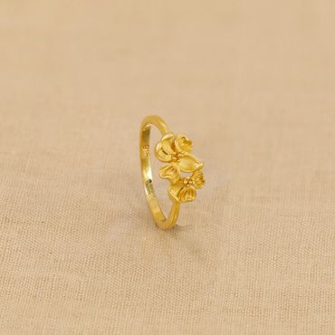 97VN65 | 22Kt Gold Blooming Love Ring 97VN65
