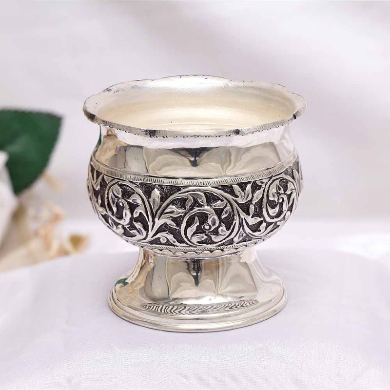 92.5 4 Inch Silver Sandal Bowl at Rs 2500/piece in Chennai | ID:  2850033051591