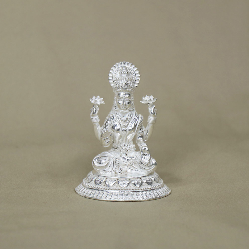 Buy Silverspot 999 Pure Silver Ganesha/Vinayaka Beautiful Idol with Acrylic  Base for Pooja/Gift Item for ospicious Occassions Online at Best Prices in  India - JioMart.