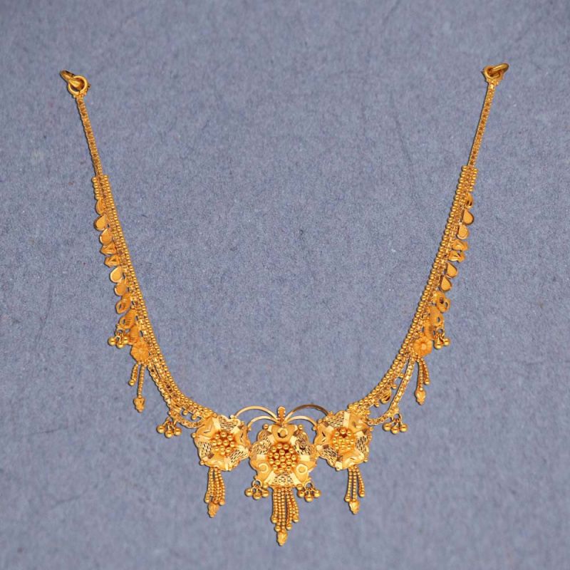 Buy quality 916 Gold Fancy Ladies Necklace in Ahmedabad