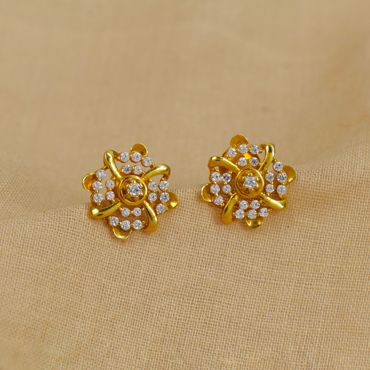Earring Tops that sparkle & shine more than any diamond – Sneha Rateria  Store