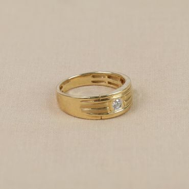 Bold 22KT Yellow Gold Gents Ring | Tallajewellers