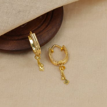Italian Oval Glitter Hoop Earrings 14K Yellow Gold | Kay