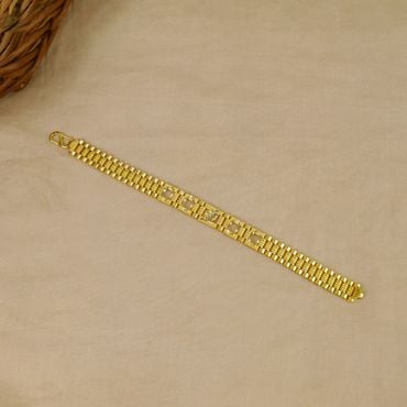 1 Gram Gold Plated Kohli Nawabi Glamorous Design Bracelet For Men - Style  C455 at Rs 2400.00 | Gold Plated Chains | ID: 2850368644988