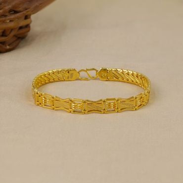 Buy 1 Gram Gold Plated Bracelet With Three Rings | Hand-chain with Rings |  Diwali Festival Season Fashion Jewelry | Trendy and Beautiful | Adjustable  Size Rings and Bracelet | Pack Of