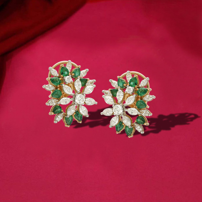 18Kt Diamond Emerald Stud Earrings 155VH7962