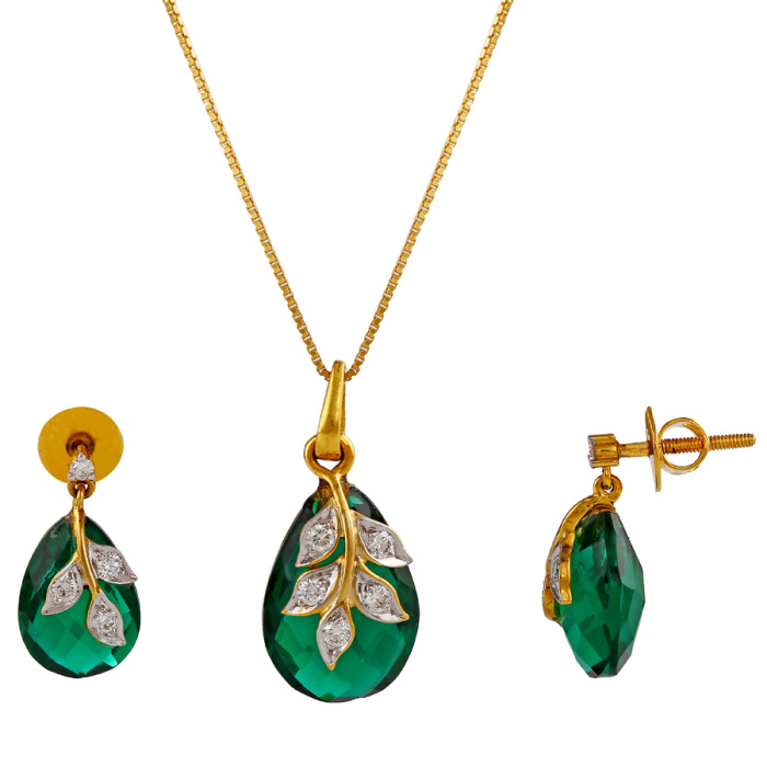 Radiant Emerald Pendant Diamond Set