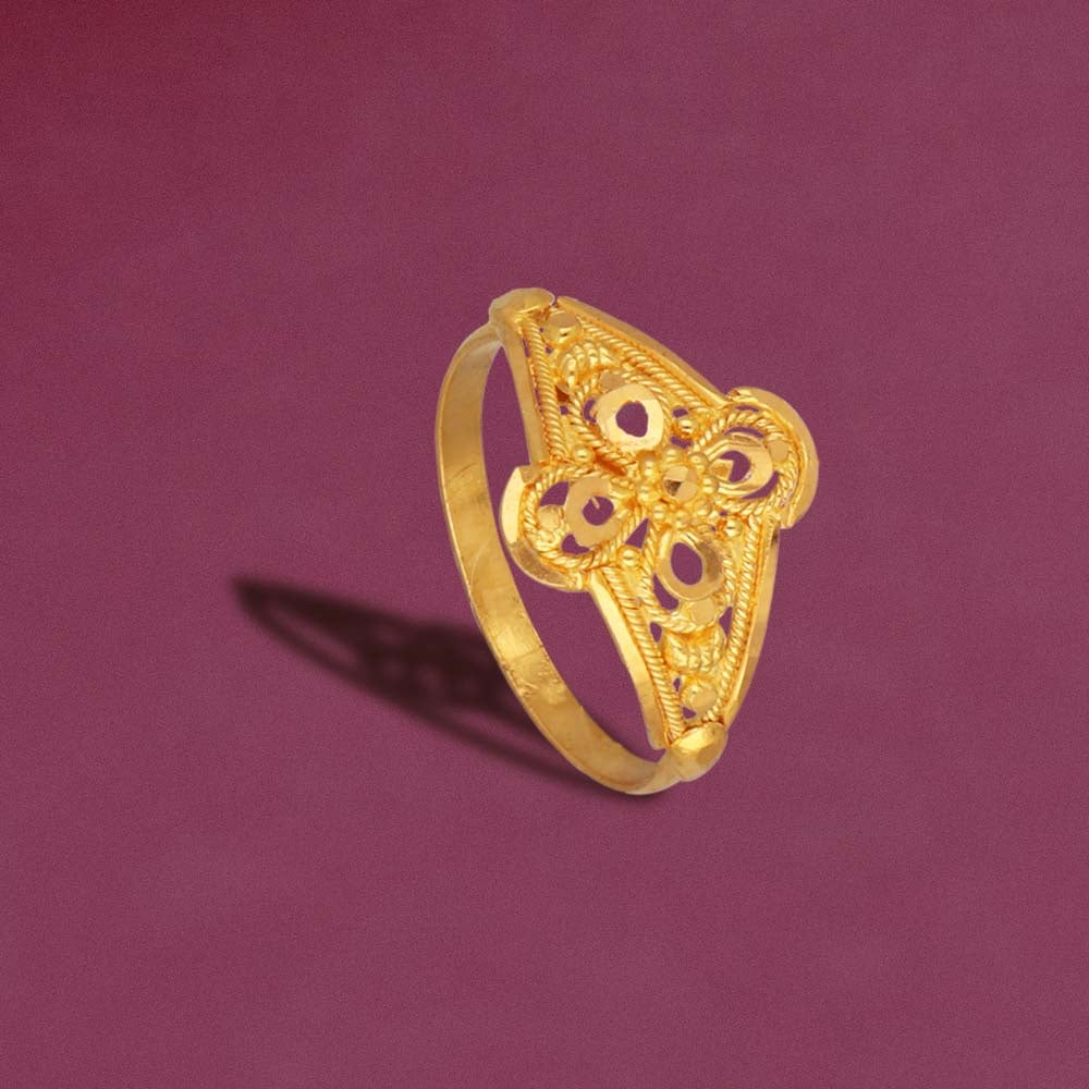 Bhima Jewellers 18k (750) Yellow Gold and Diamond Ring for Women :  Amazon.in: Fashion