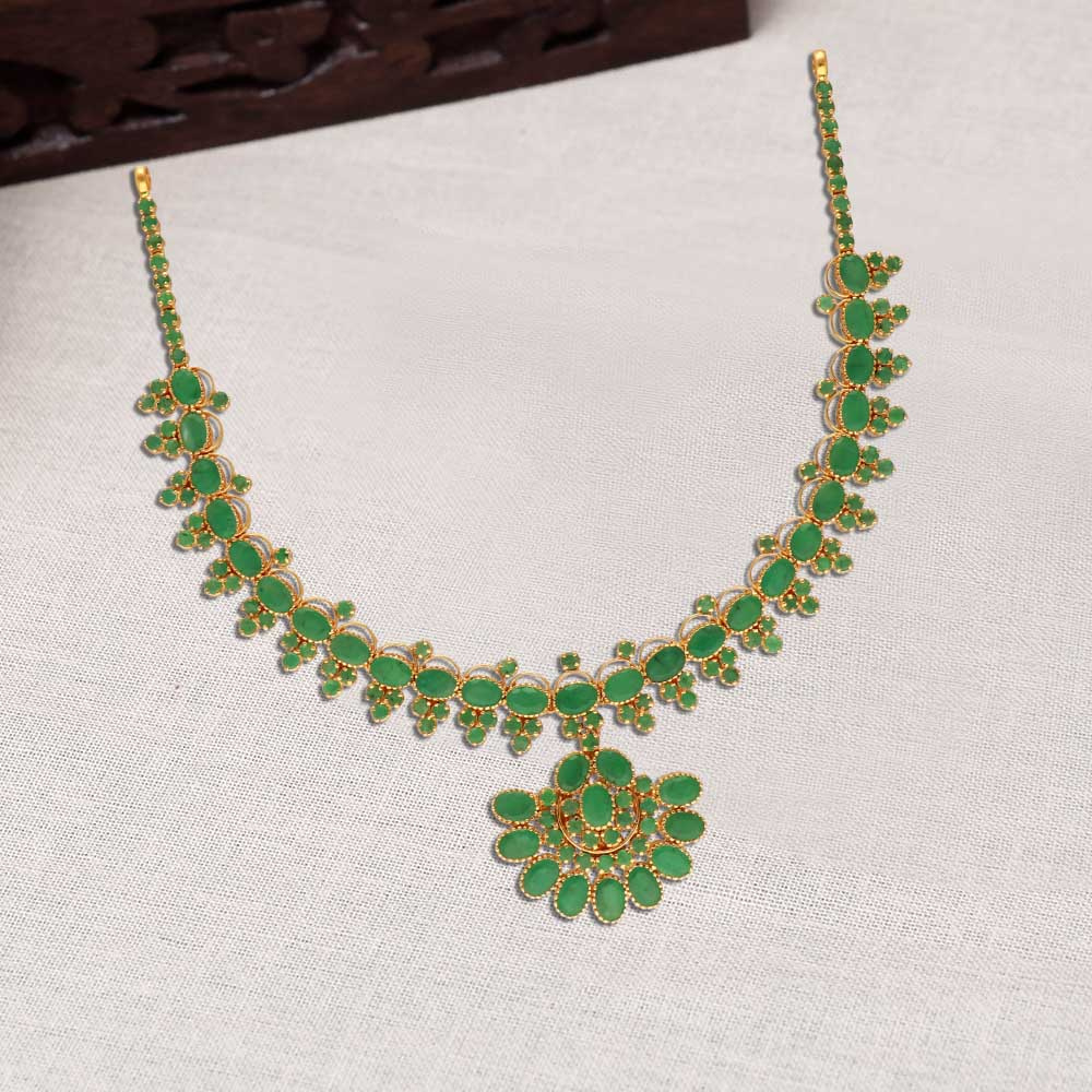 Buy quality Green Emerald Oval Tumbles Gold Taar Necklace JGT0007 in  Hyderabad