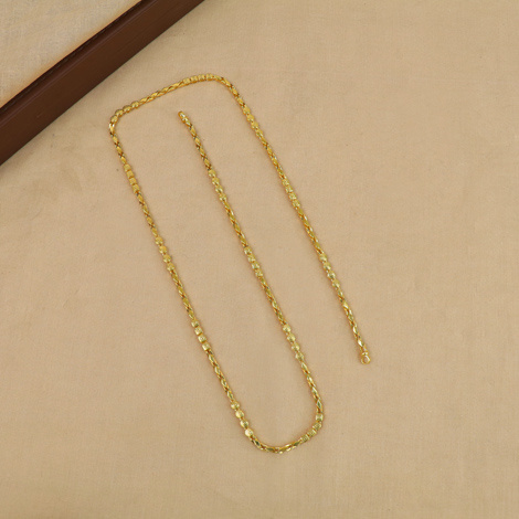 Buy quality 22 carat gold light weight ladies chain 5gm in Ahmedabad