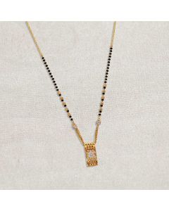 68VJ3073 | 22Kt Plain Gold Short Black Beads Mala 68VJ3073
