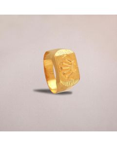 93VC7500 | 22Kt Plain Gold Men Fancy Crown Ring 93VC7500