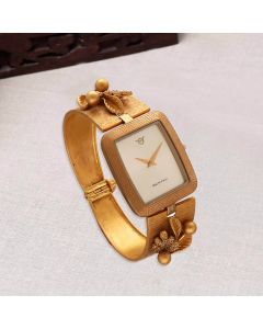 126JG211 | 22Kt Gold Beautiful Bentex Bracelet Watch With Antique Finish 126JG211