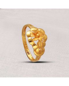 97VM6143 | 22Kt Golden Rose Petal Love Ring For Women 97VM6143