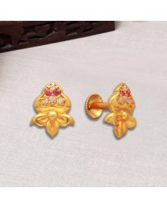 81VH3396 | 22Kt Signity Blooming Gold Studs 81VH3396