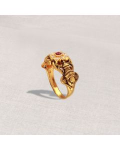 610VA92 | 22Kt Classic Indian Antique Gold Ring 610VA92