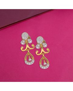 155VH9794 | 18Kt Twinkle Teardrop Diamond Earrings 155VH9794