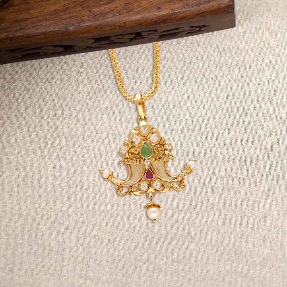 DREAMJWELL - Beautiful Gold Tone Tiger Nail Design Red Peacock Necklac –  dreamjwell