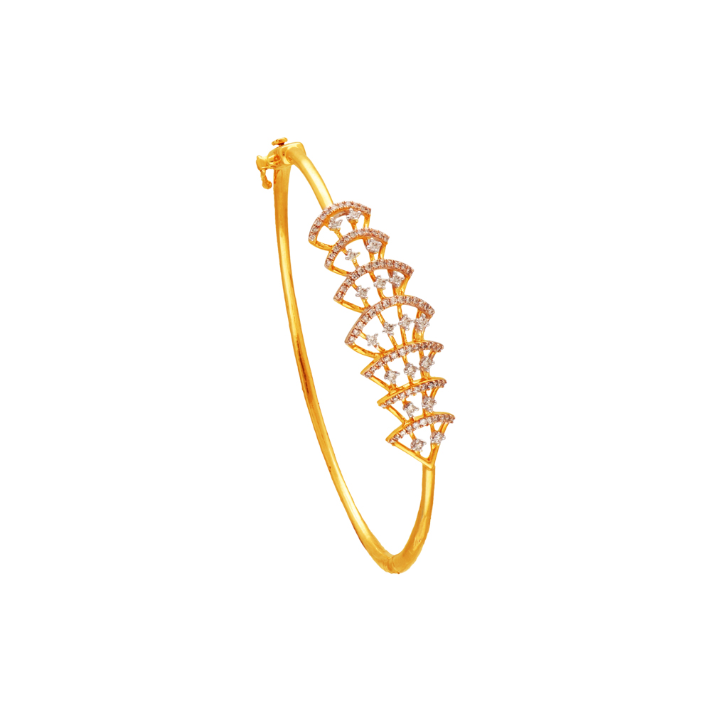 Roberto Coin - Princess Diamond Bangle Bracelet in 18K Yellow Gold –  Robinson's Jewelers