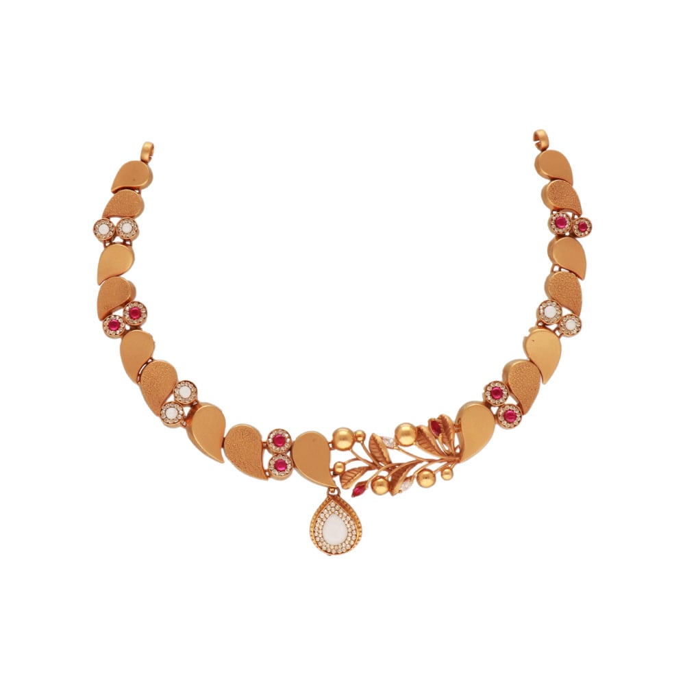 Premium Photo | Indian antique gold necklace set