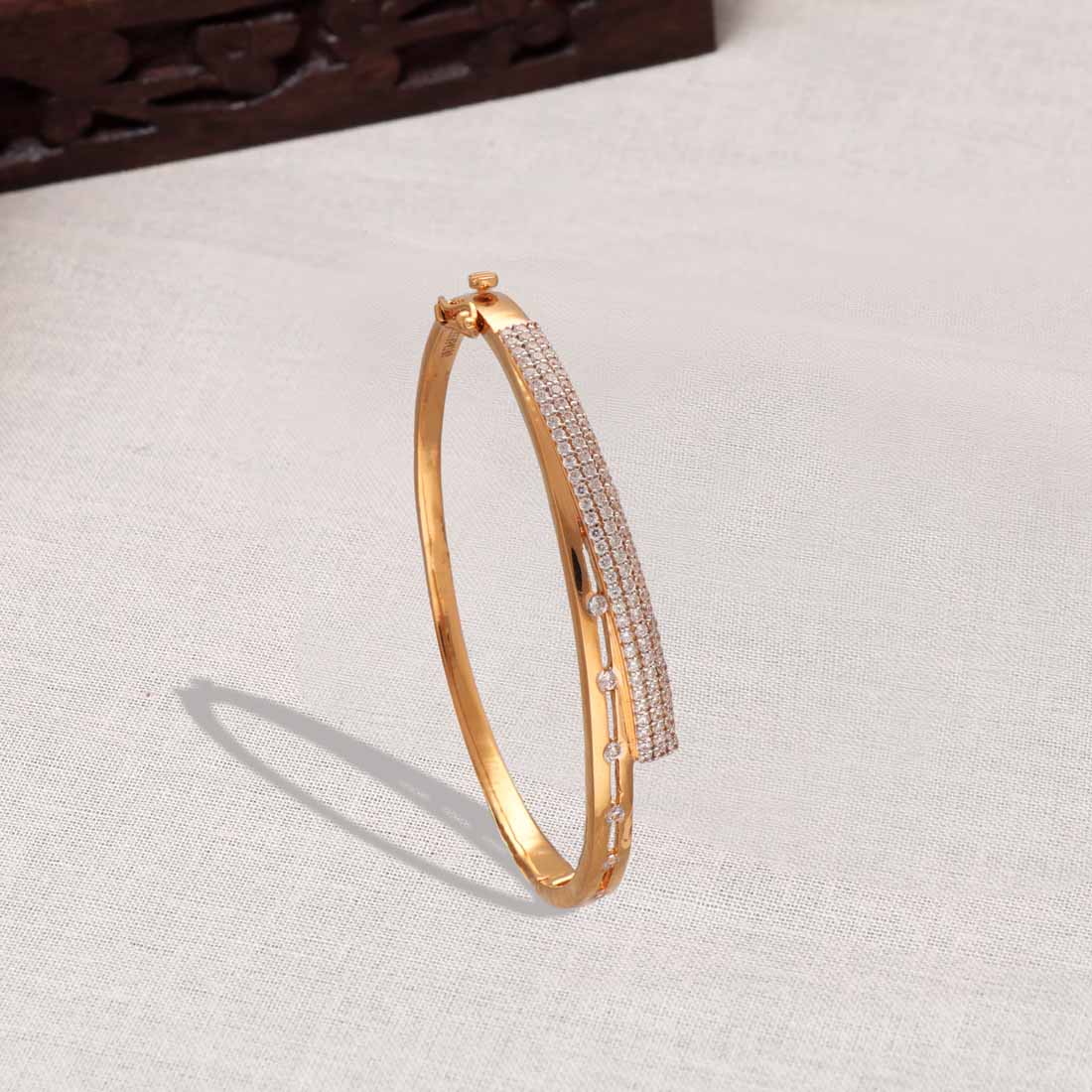 1 Gram Gold Forming Ring into Ring Fashionable Design Chain for Men and  Alluring Men Bracelets,