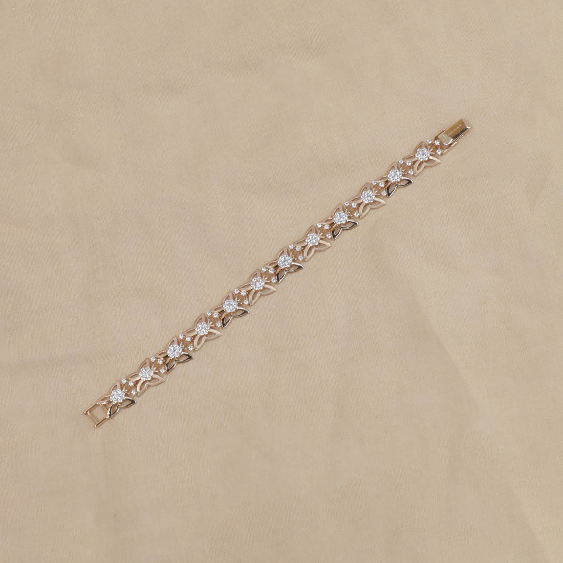 14k Gold Diamond Butterfly Bracelet – David's House of Diamonds